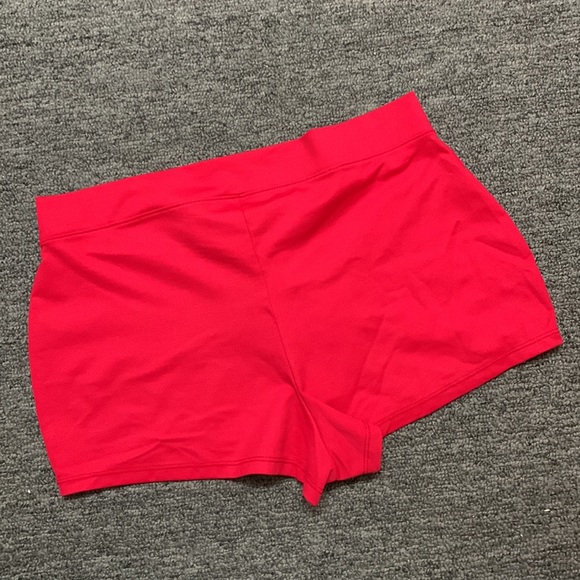 Danskin V-Waist Hot Shorts. Matte Red NWT - Picture 2 of 9